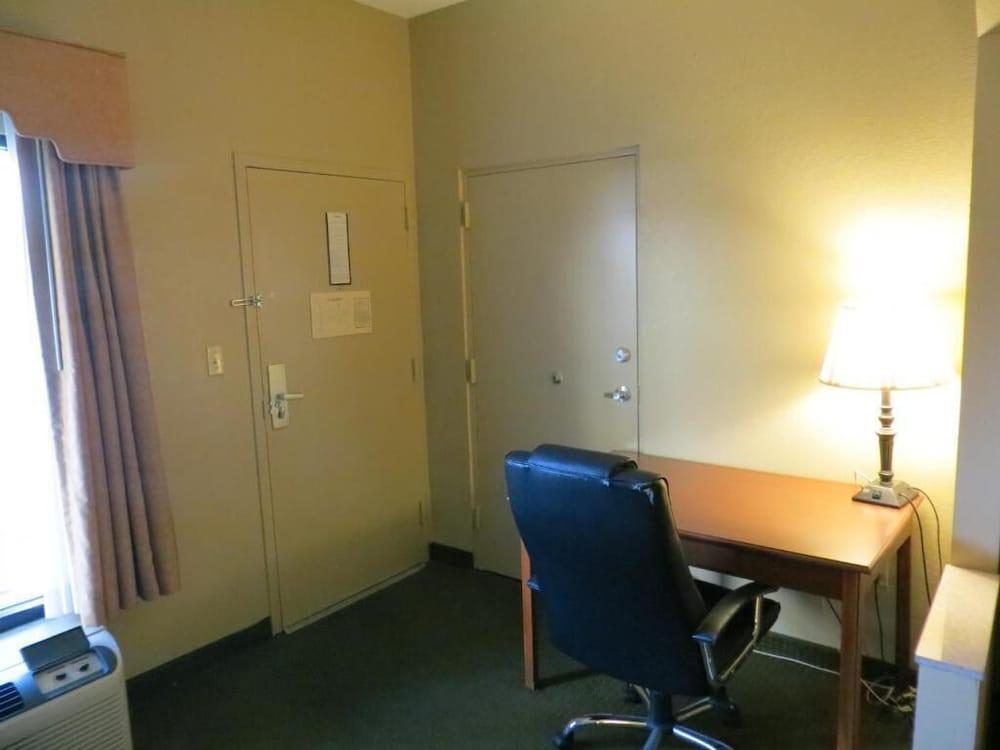 Fairview Inn & Suites โมบิล ภายนอก รูปภาพ