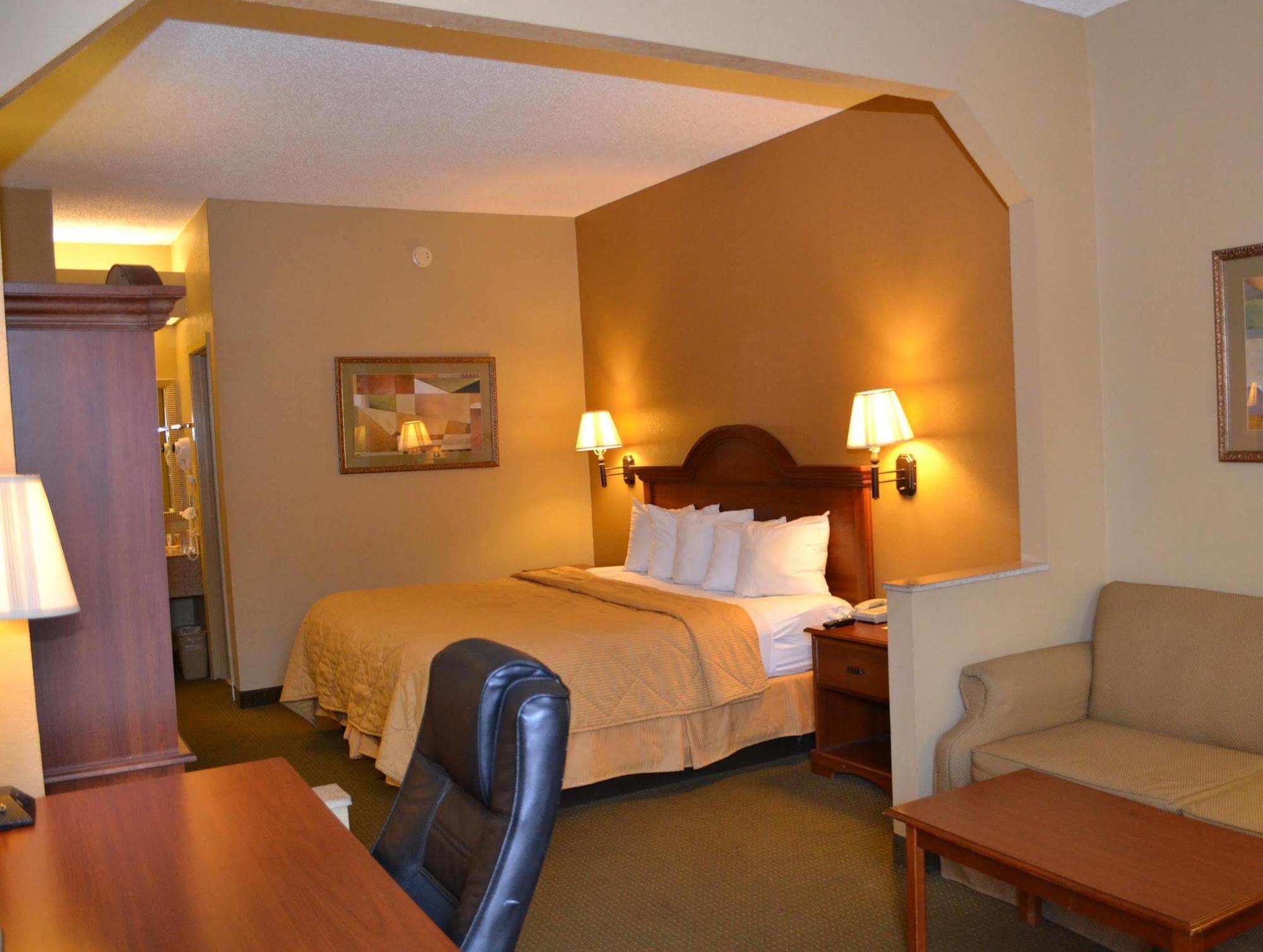 Fairview Inn & Suites โมบิล ภายนอก รูปภาพ
