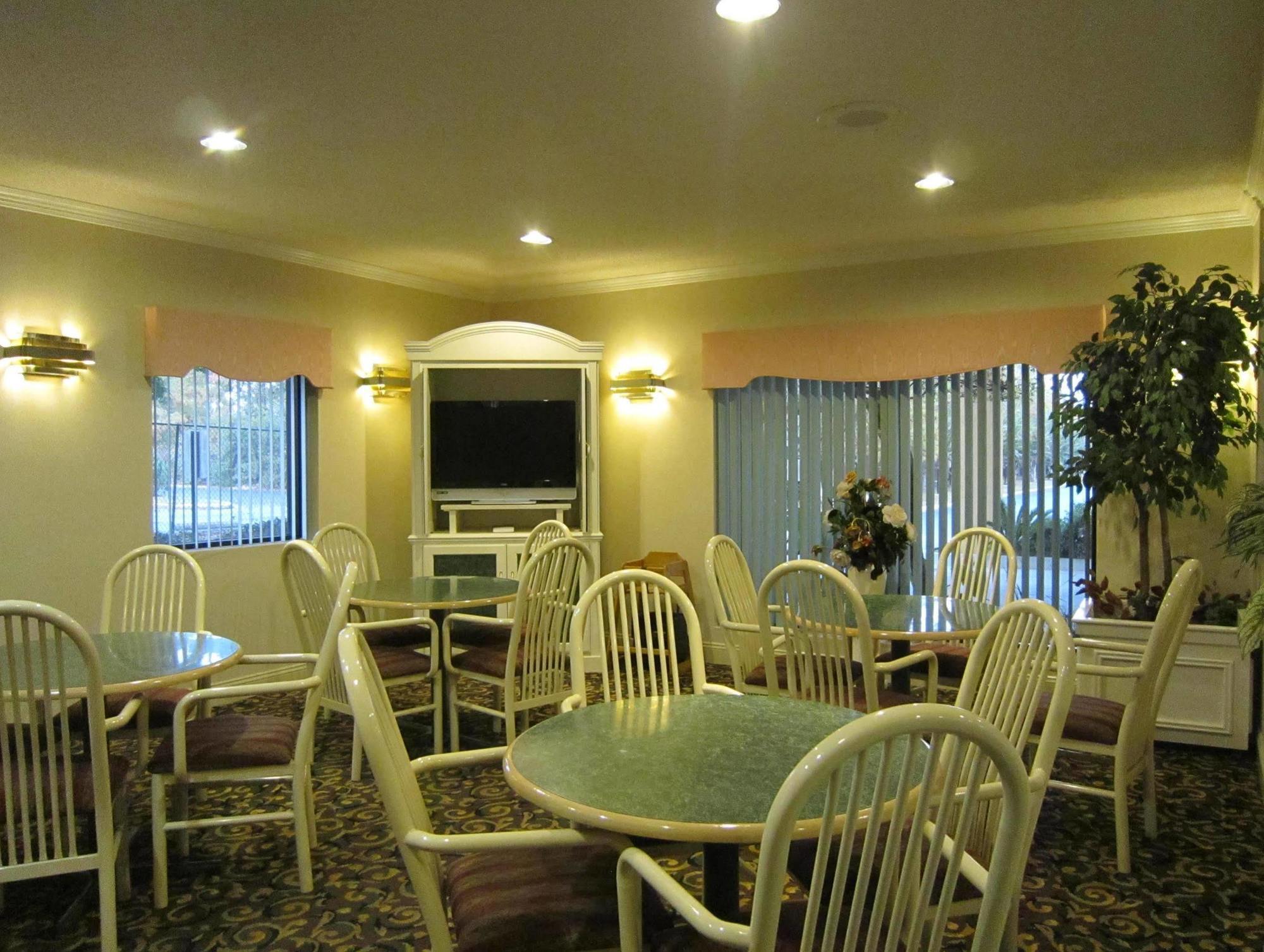 Fairview Inn & Suites โมบิล ภายนอก รูปภาพ