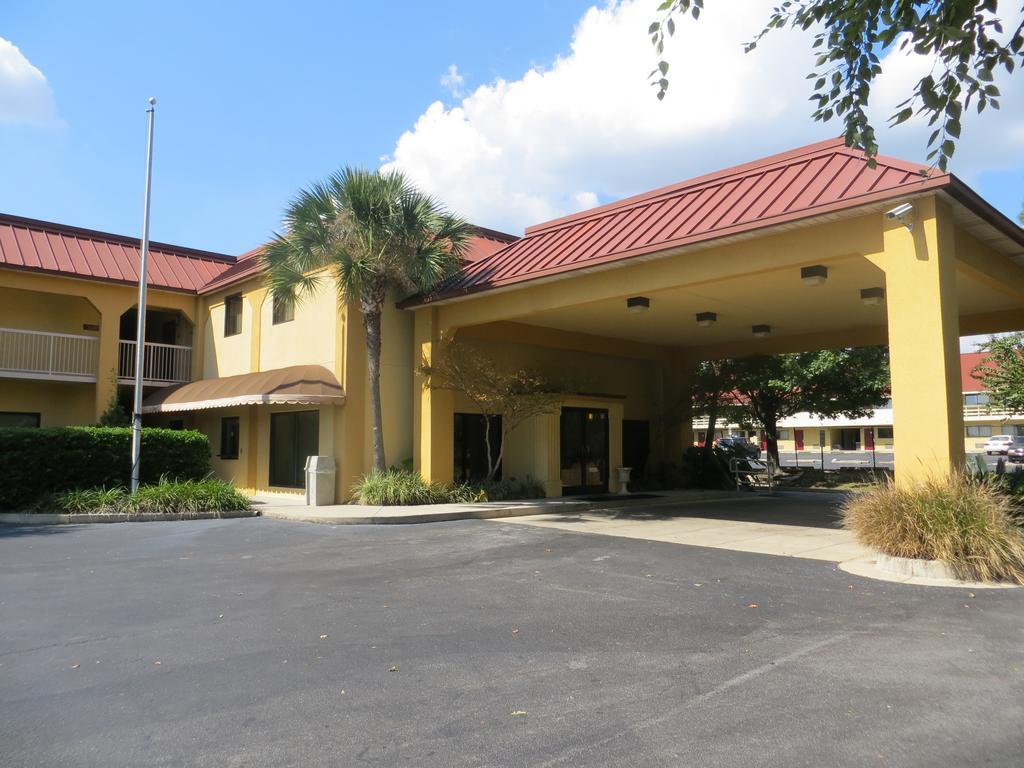 Fairview Inn & Suites โมบิล ภายนอก รูปภาพ
